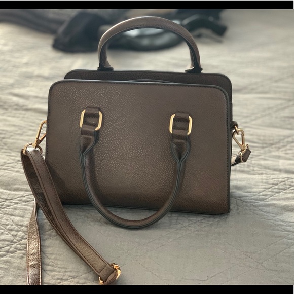👜 BROWN VEGAN LEATHER PURSE - Picture 2 of 4